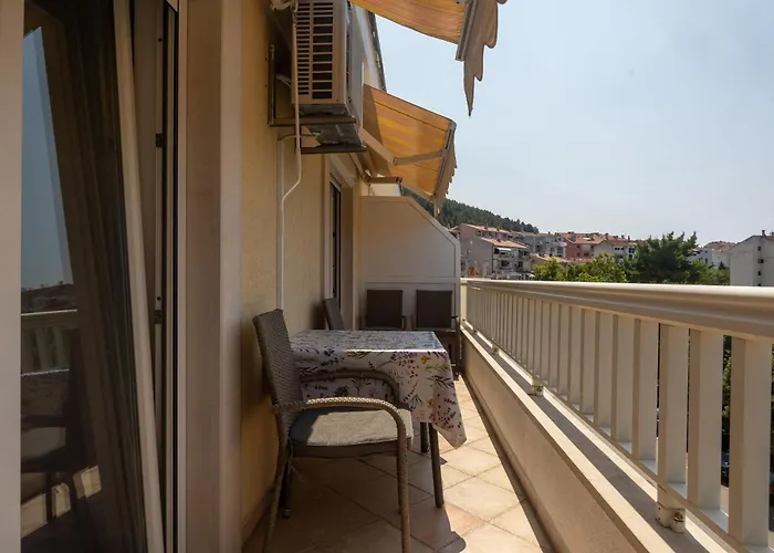 Ivo Appartement *